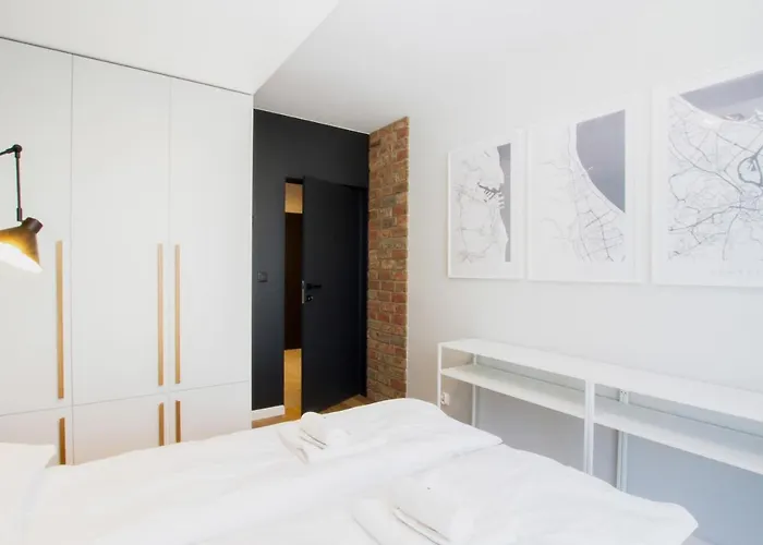 Front Park Sadowa With Parking By Renters Apartmán